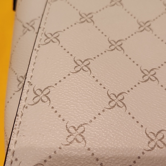 Nine West crossbody bag - Picture 2 of 6